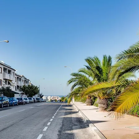 Apartment Goldfish Av. Corinto 2